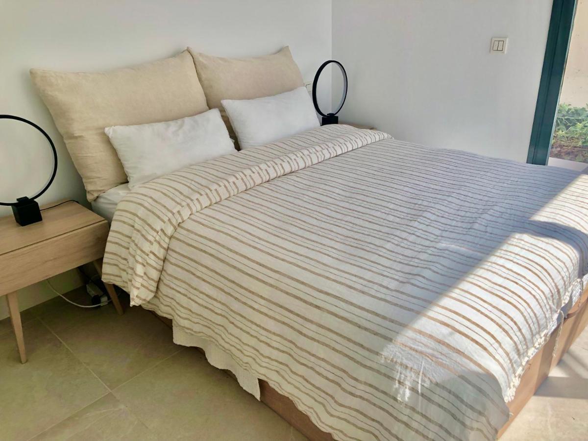 Modern Apartment In Front Of Cabopino Golf 马尔韦利亚 外观 照片