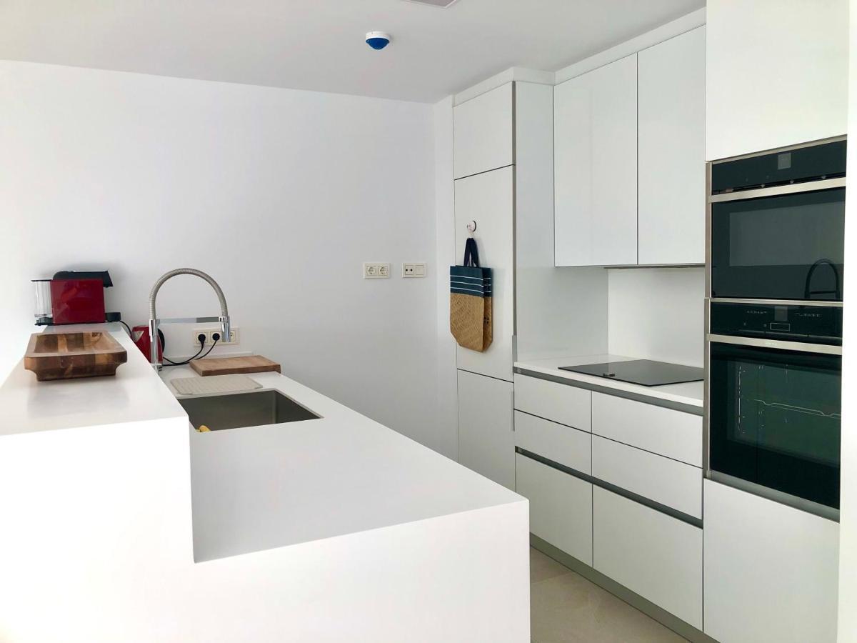 Modern Apartment In Front Of Cabopino Golf 马尔韦利亚 外观 照片