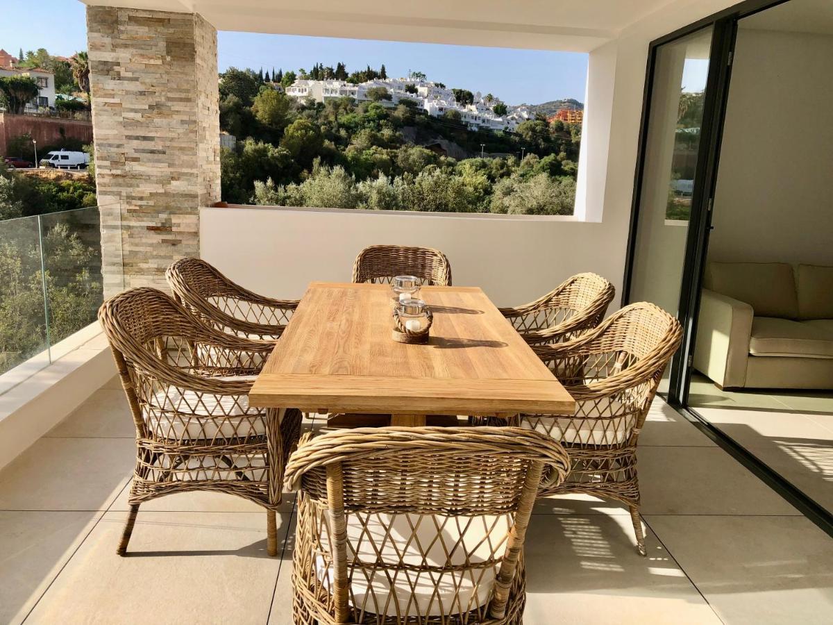 Modern Apartment In Front Of Cabopino Golf 马尔韦利亚 外观 照片