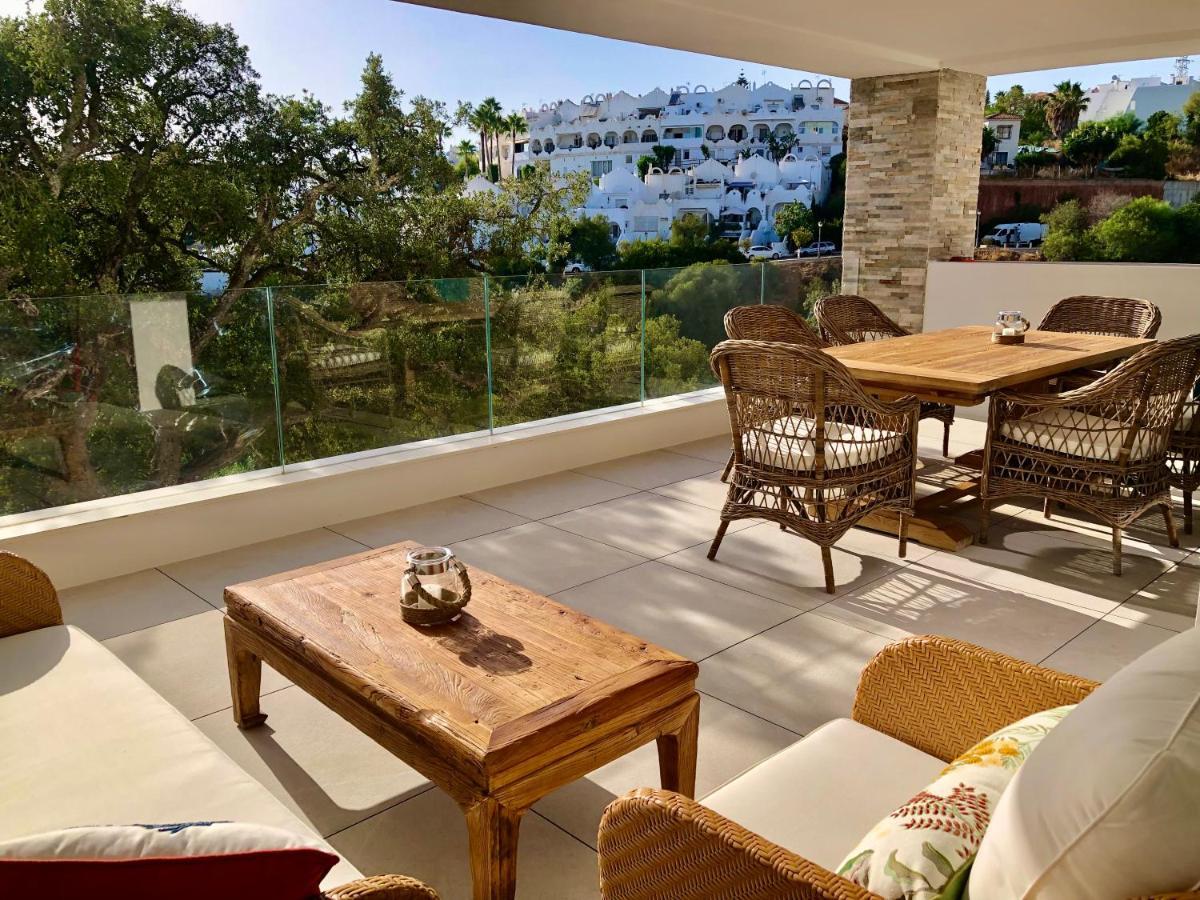 Modern Apartment In Front Of Cabopino Golf 马尔韦利亚 外观 照片